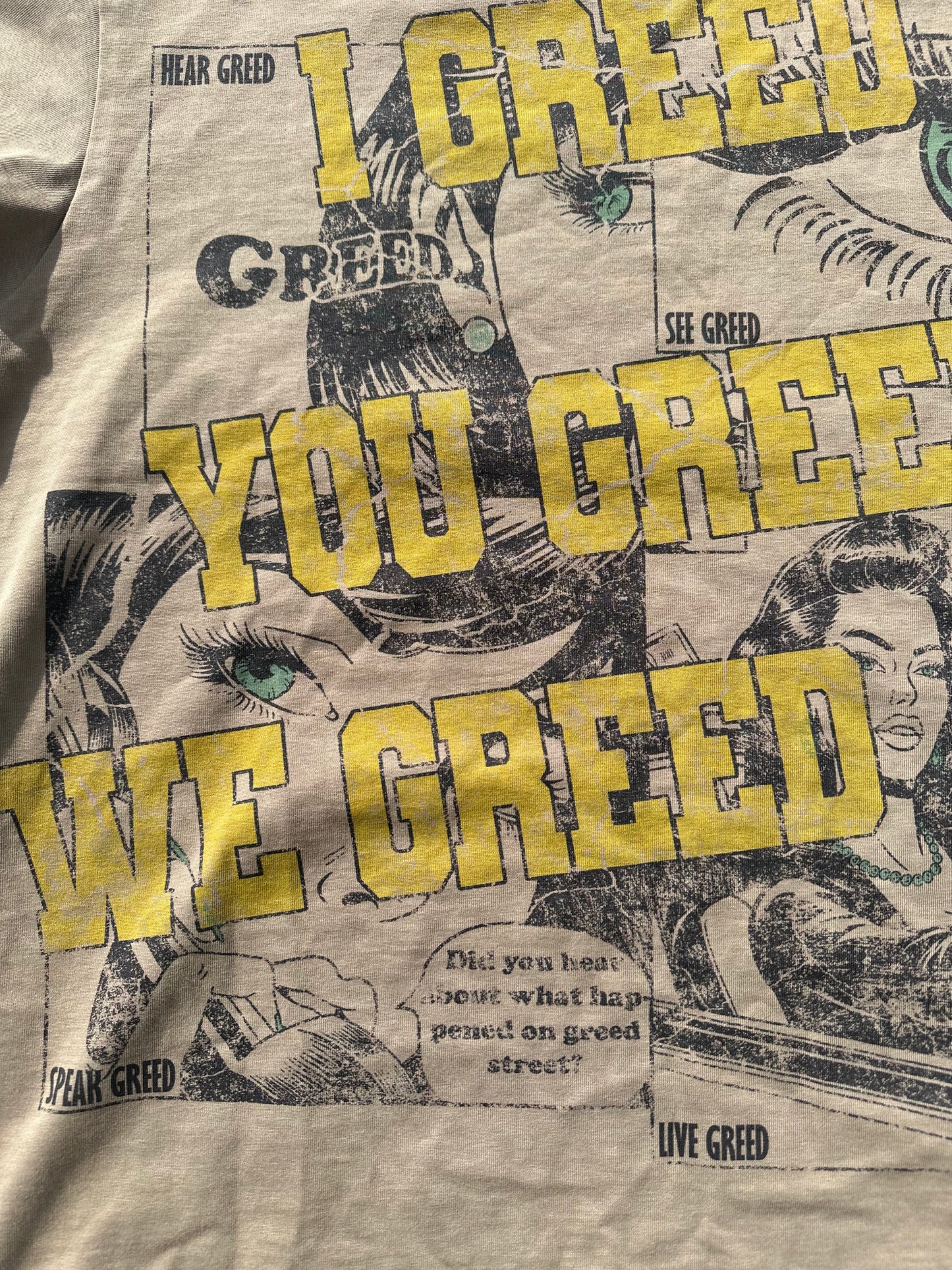 LIVE GREED SLEEVELESS TEE
